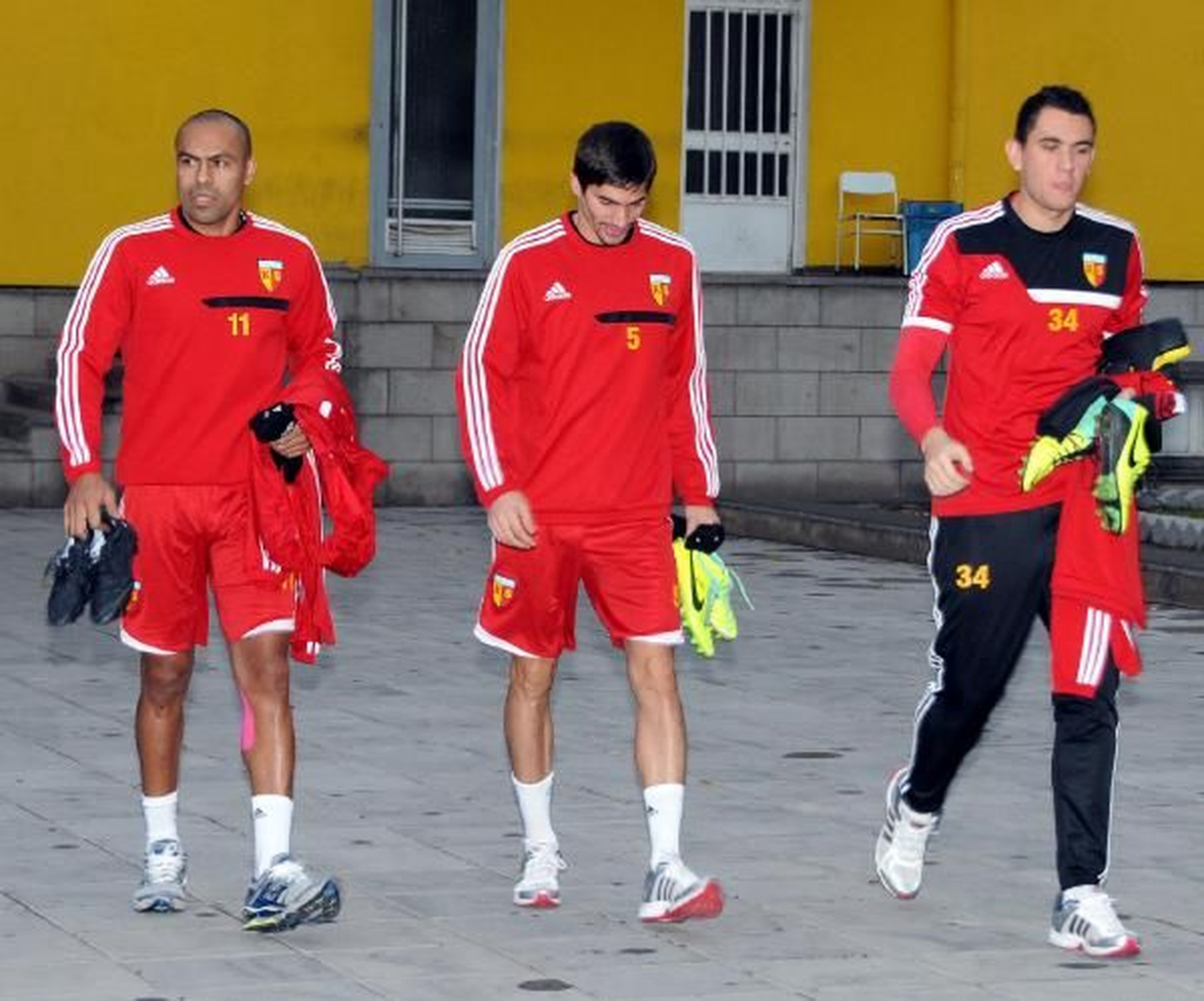 Kayserispor\'da, Akhisar Belediyespor Mesaisi