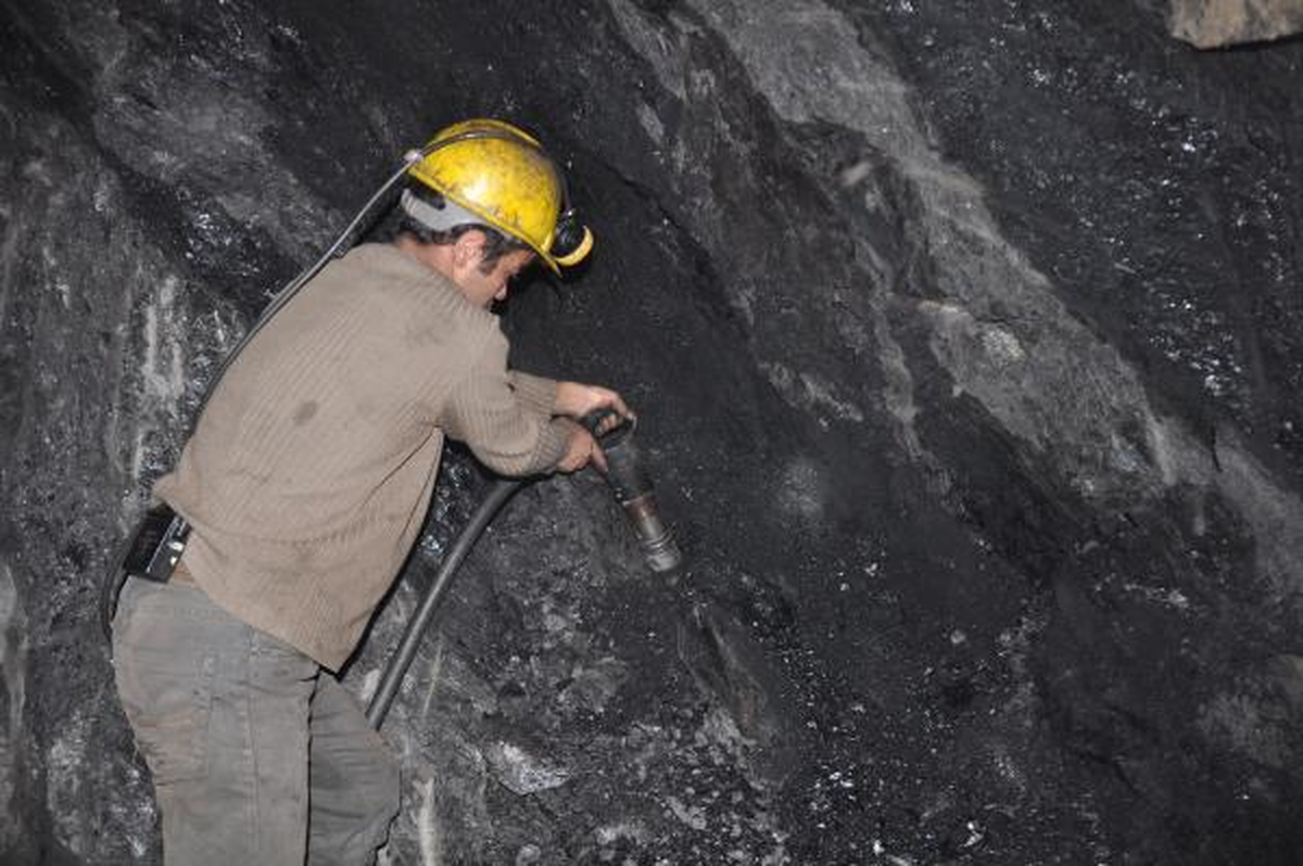 Madenlerde Çinli İşçi Çalıştırılmak İstenmesine Tepki
