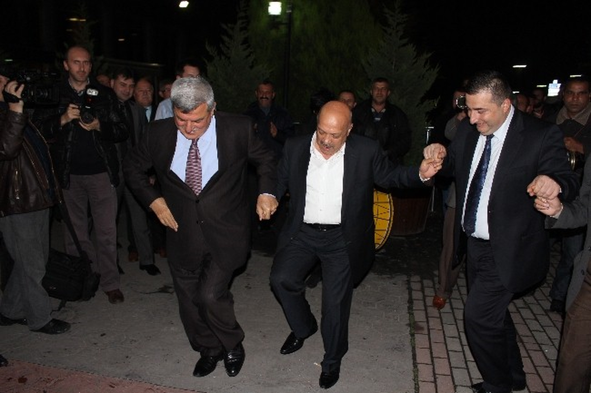 Kocaeli Büyükşehir Belediyesi ve İSU Sözleşmeyi İmzaladı