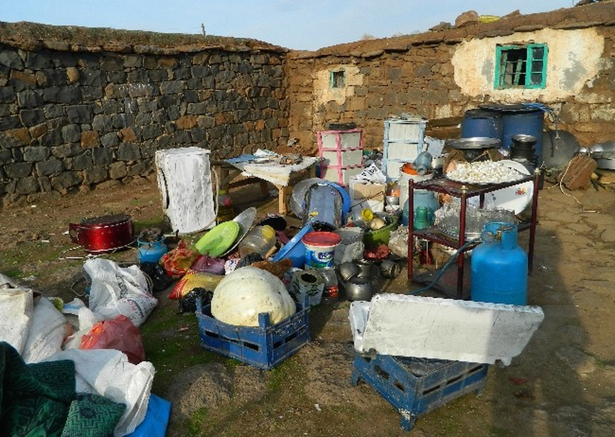 Syd Vakfı'ndan Evi Yanan Aileye Yardım Eli