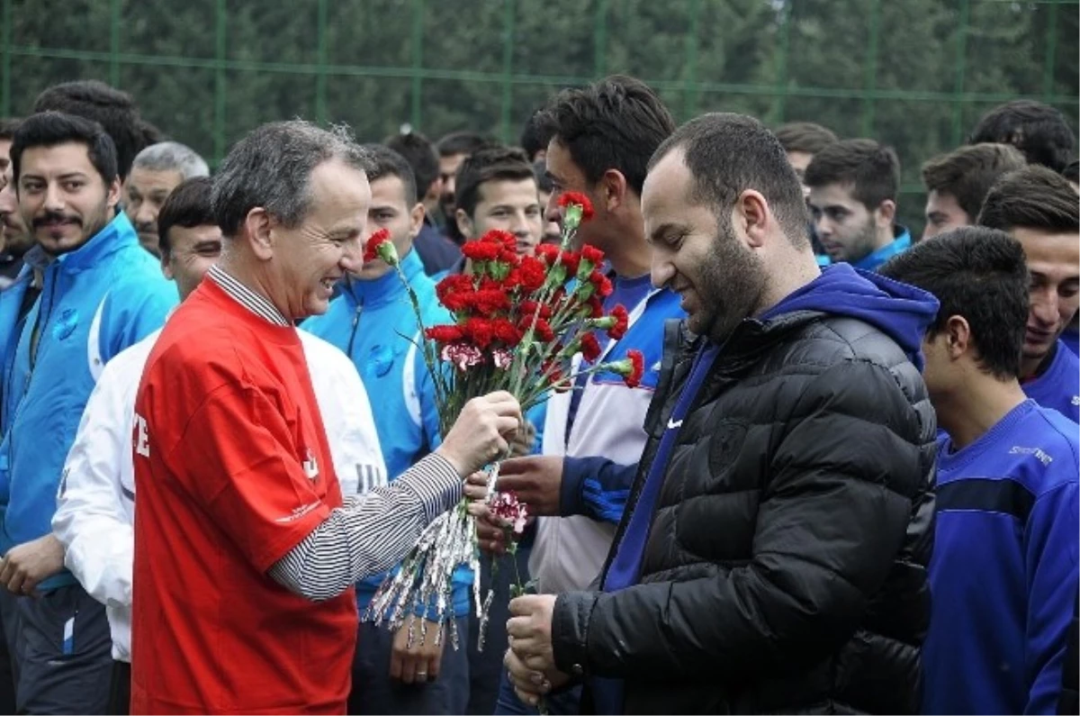 Üniversiteler Arası Futbol Müsabakaları Osmaniye\'de Başladı