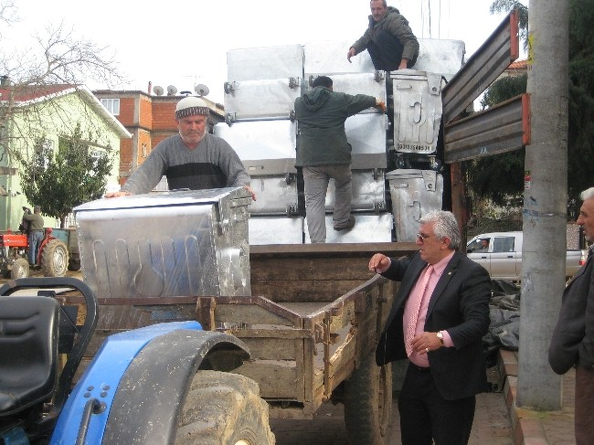 8 İlçenin Köylerindeki Katı Atıklar Toplanıyor