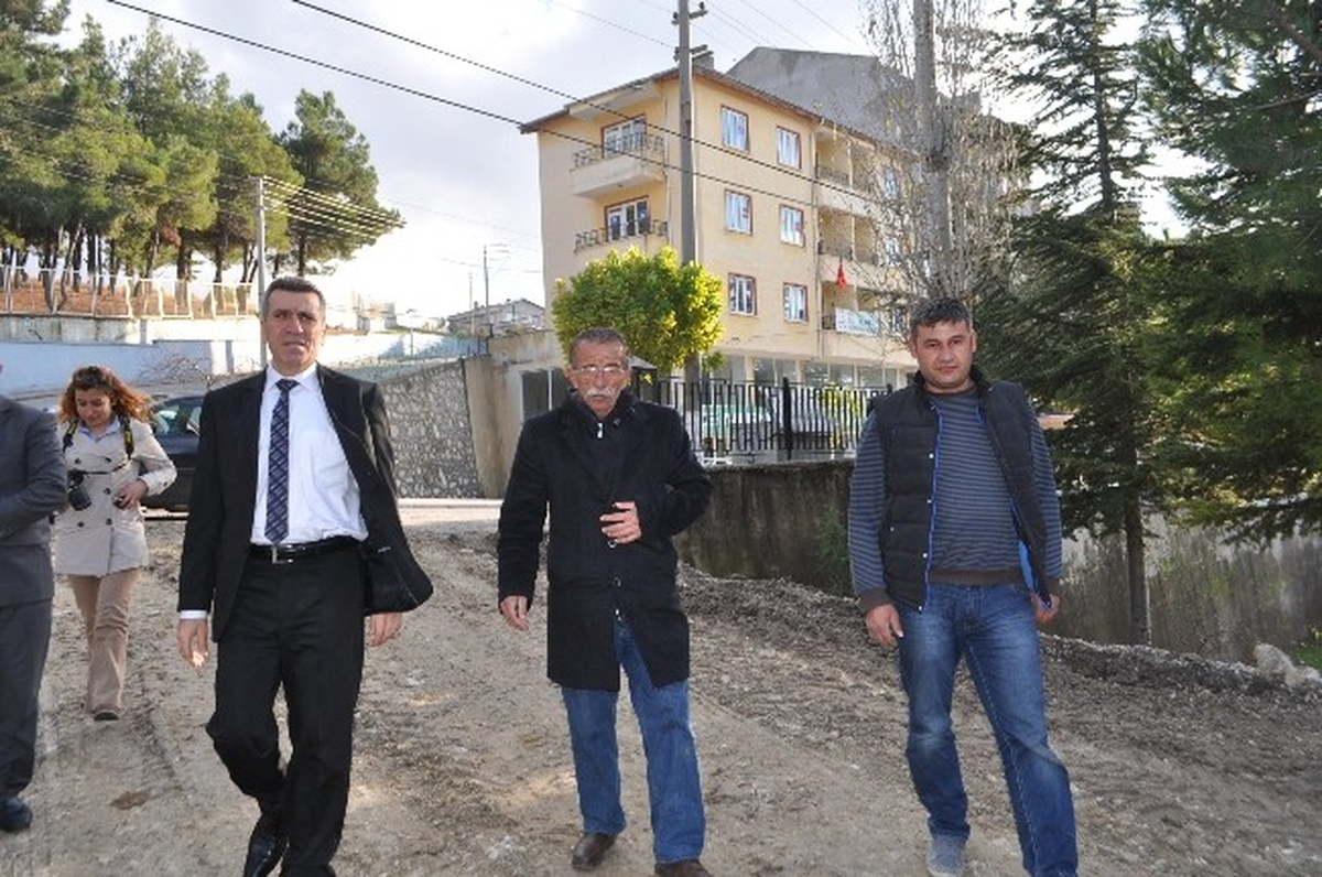 Demirci\'de Yeni Hükümet Konağı İlçenin Prestiji Olacak