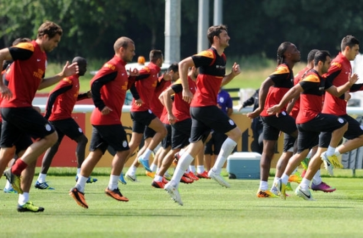 Galatasaray\'da Kasımpaşa Maçının Hazırlıkları Sürüyor