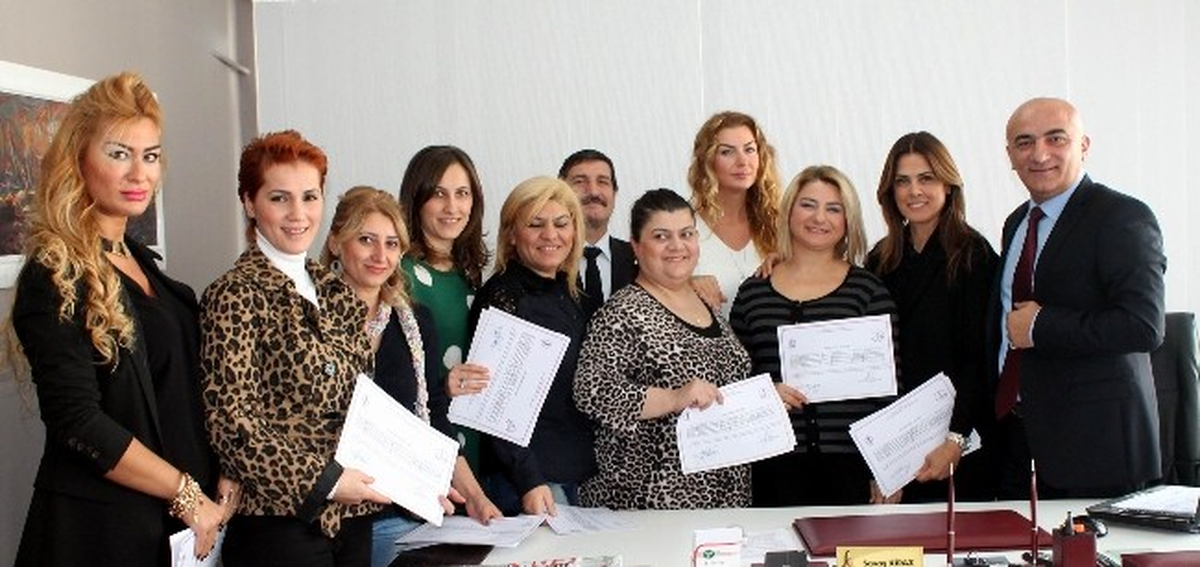 Güzellik Uzmanları Sertifika Aldı