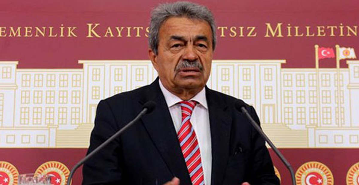 Kamer Genç: Bülent Arınç Anırabilir mi?