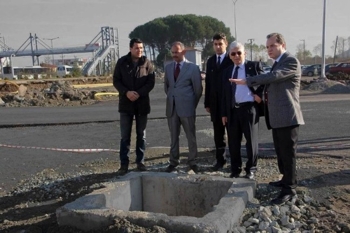 Odü Cumhuriyet Yerleşkesi\'nde Çalışmalar Devam Ediyor