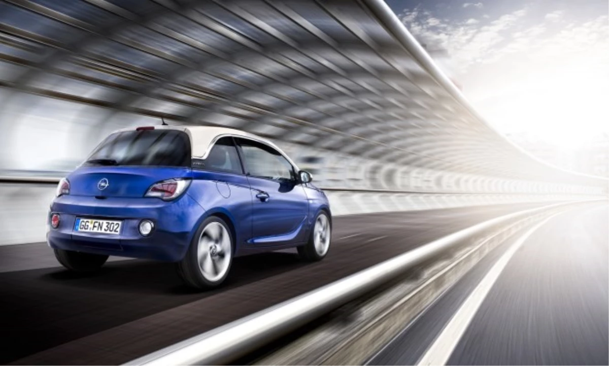 Opel ADAM \'AutoTrophy 2013\' Ödülünün Sahibi Oldu