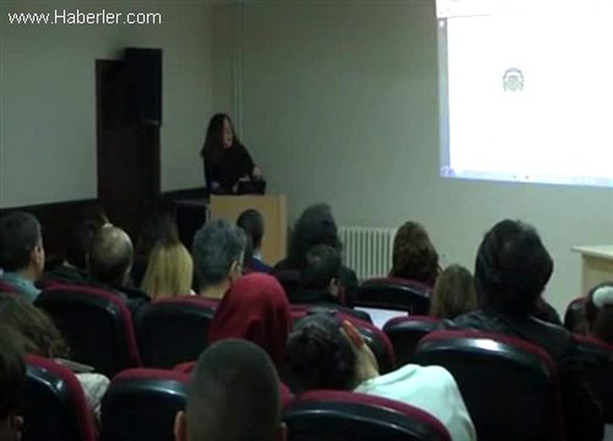 SDÜ\'lü öğrencilere Alman Akademik Değişim Programı anlatıldı