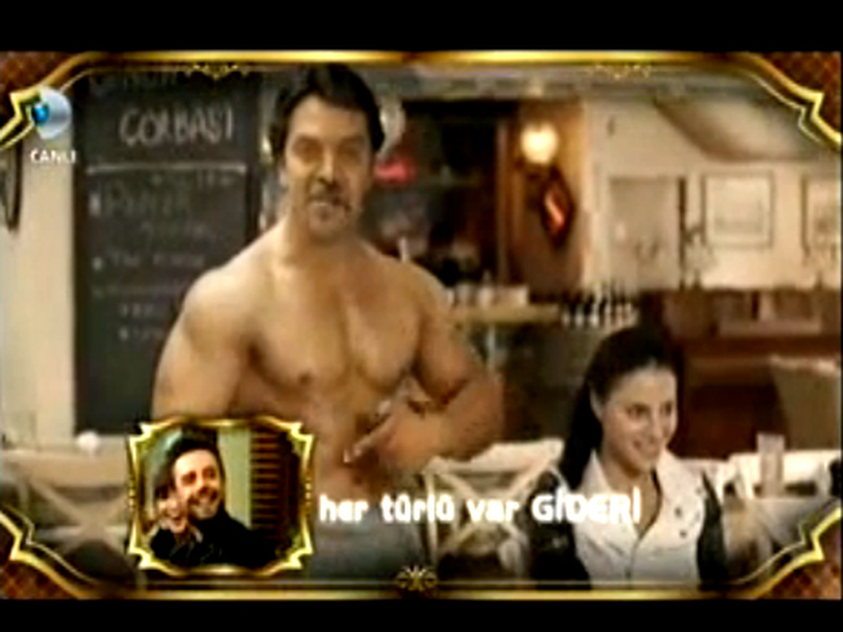 Beyaz Show'dan Murat Dalkılıç Klibine Skeç