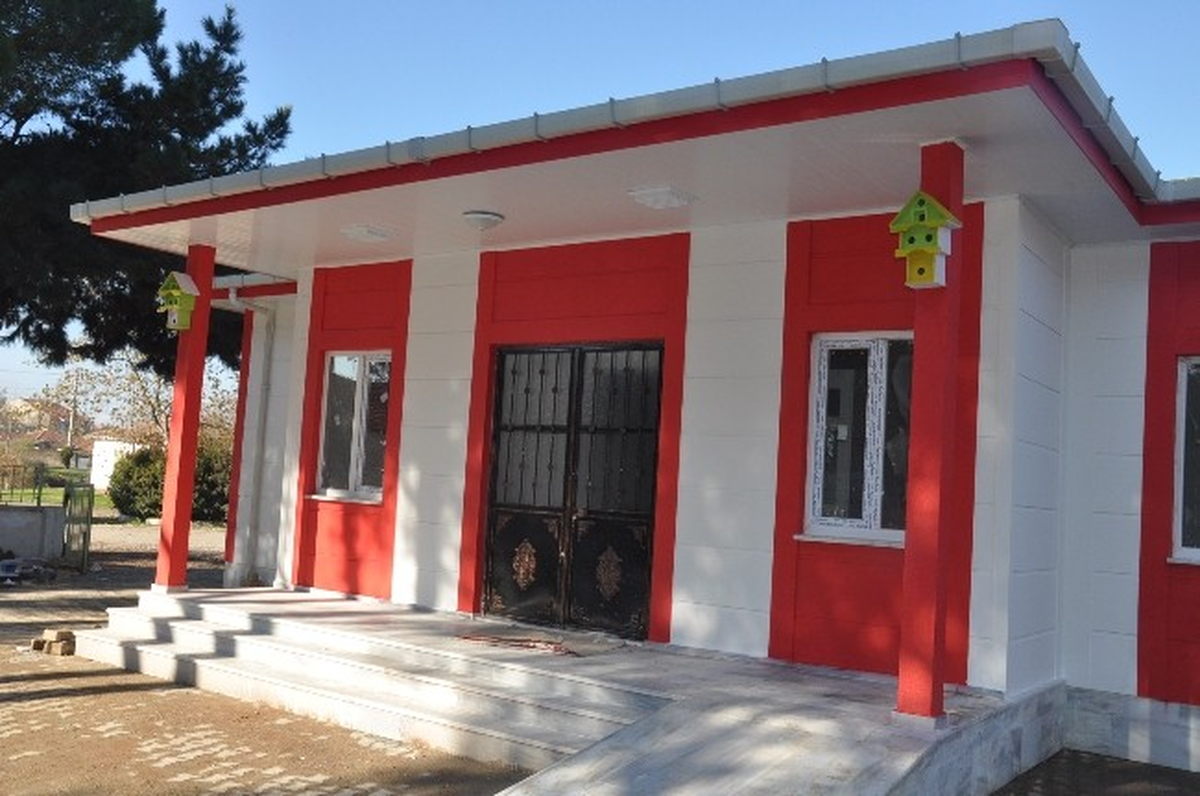 Doğduğu Beldeye Anaokulu Yaptırıyor
