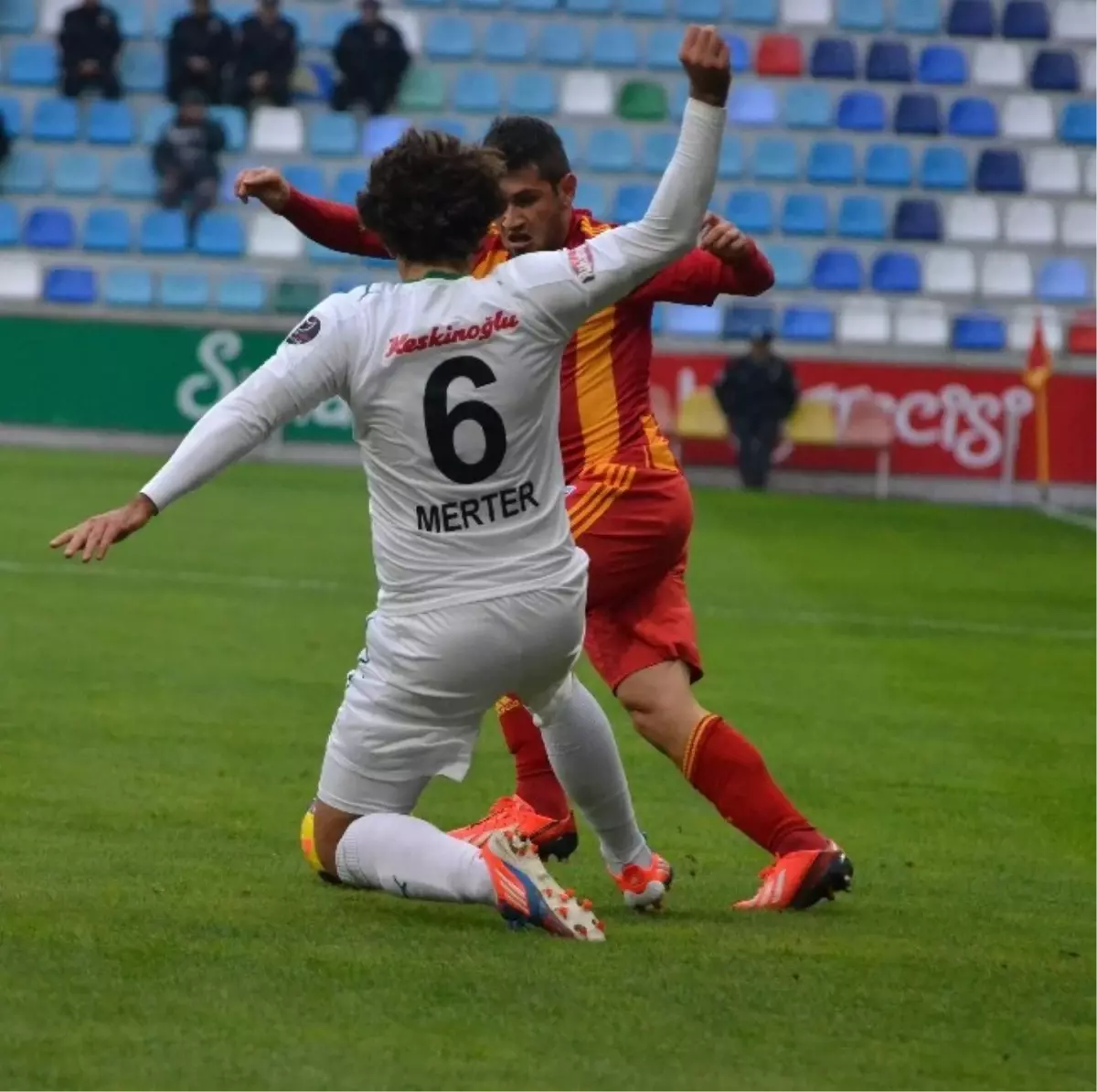 Kayserispor - Akhisar Belediyespor Maçı 0-0 Devam Ediyor