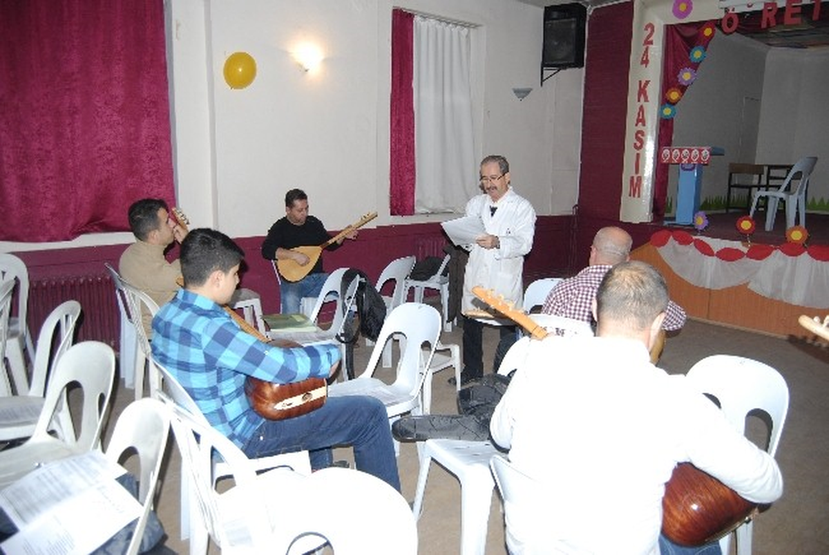 Malkara\'da Bağlama Kursu Başladı