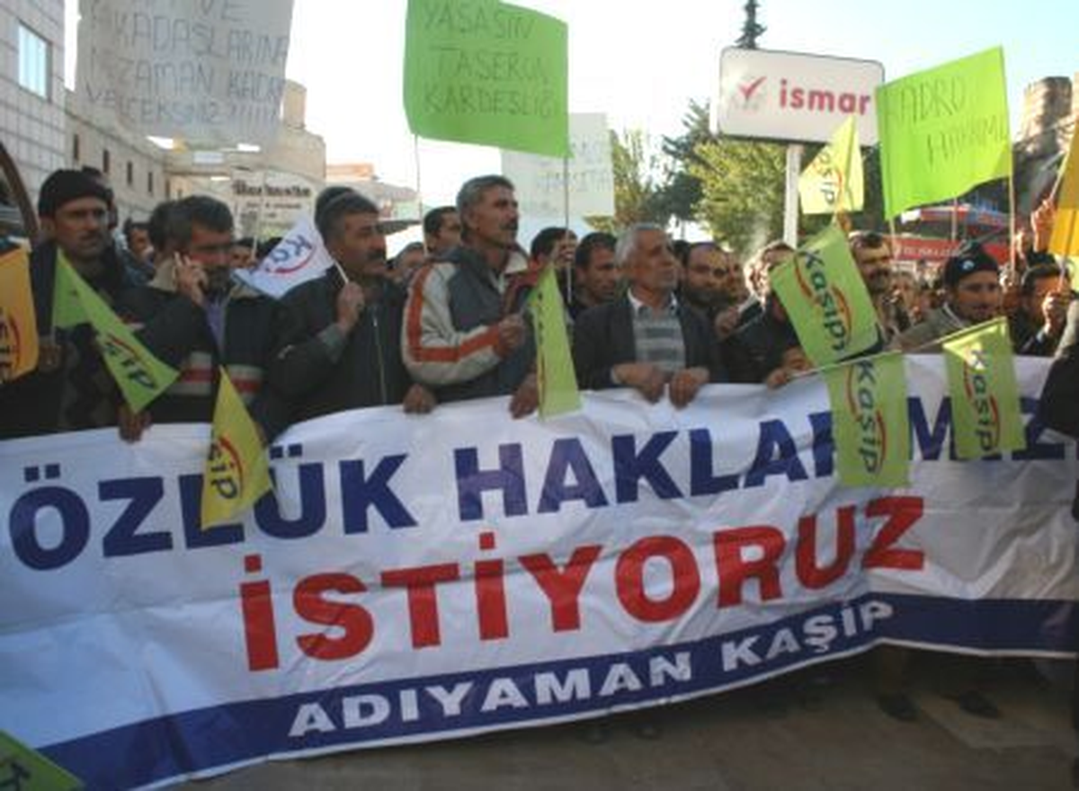 Şanlıurfa\'da Taşeron İşçilerden Eylem