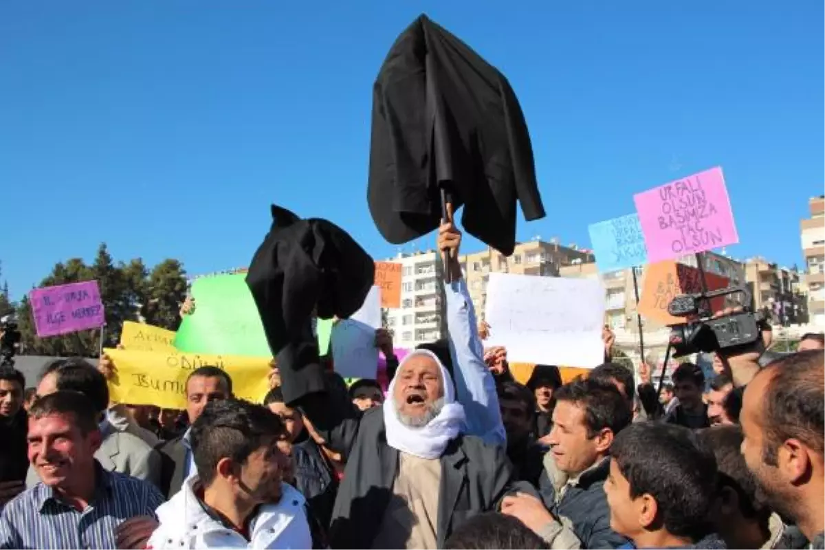 Fakıbaba Taraftarlarından Ceketli Protesto