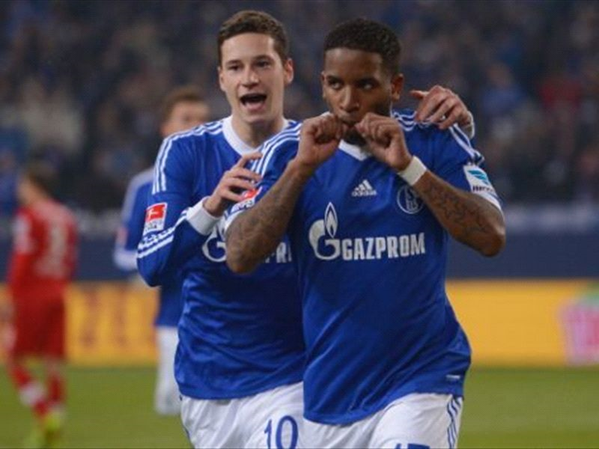 Schalke, Stuttgart\'ı Net Geçti: 3-0