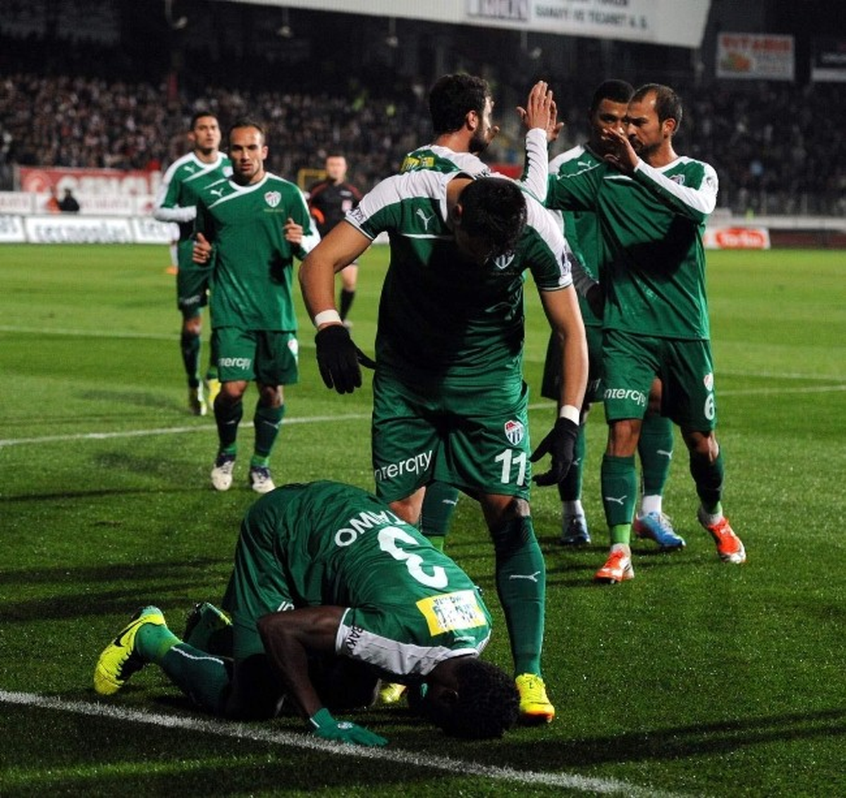 Bursaspor, 3 Maç Aradan Sonra Galibiyetle Tanıştı