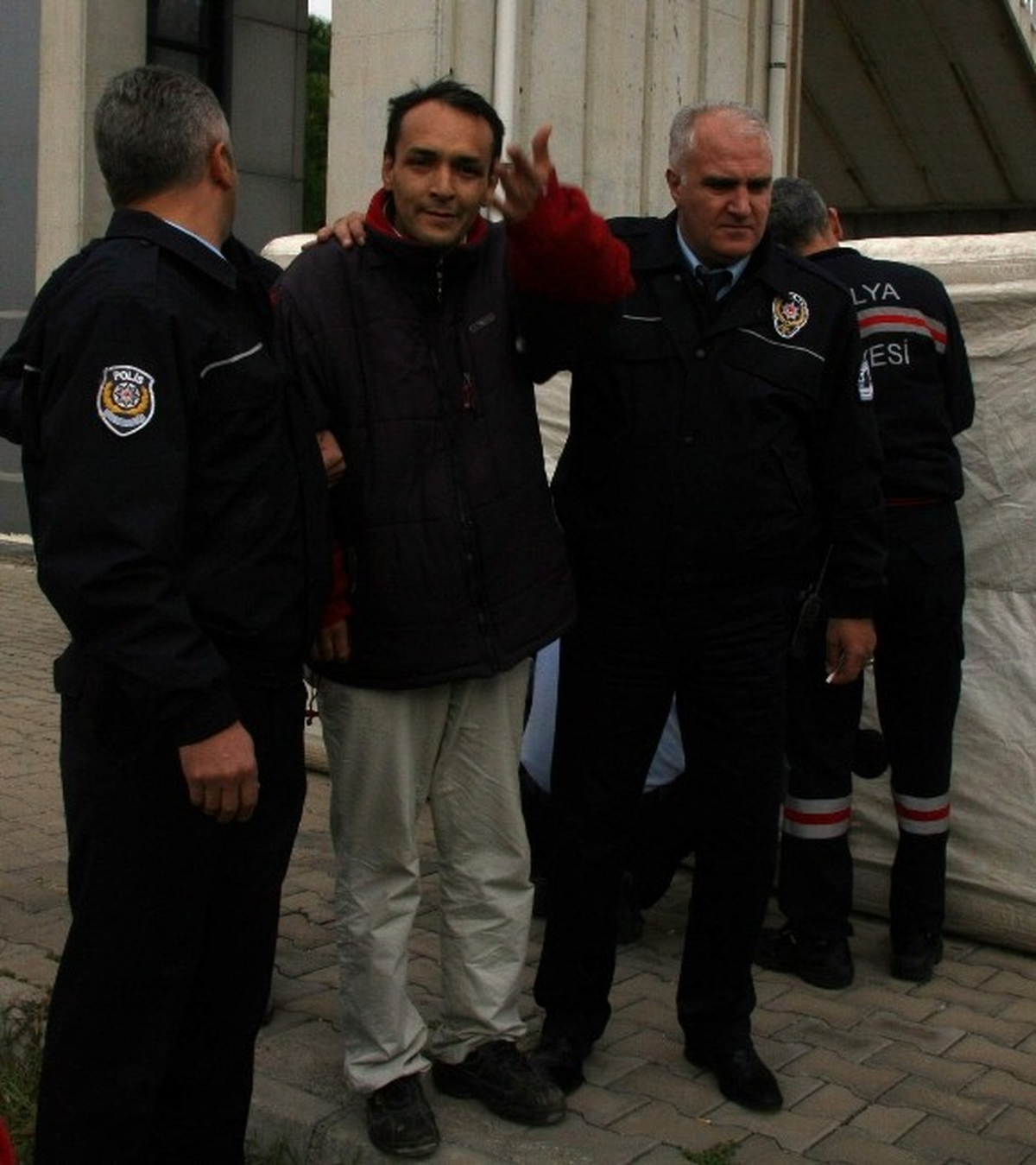 Adana\'ya Gitmek İçin İntihara Kalkıştı