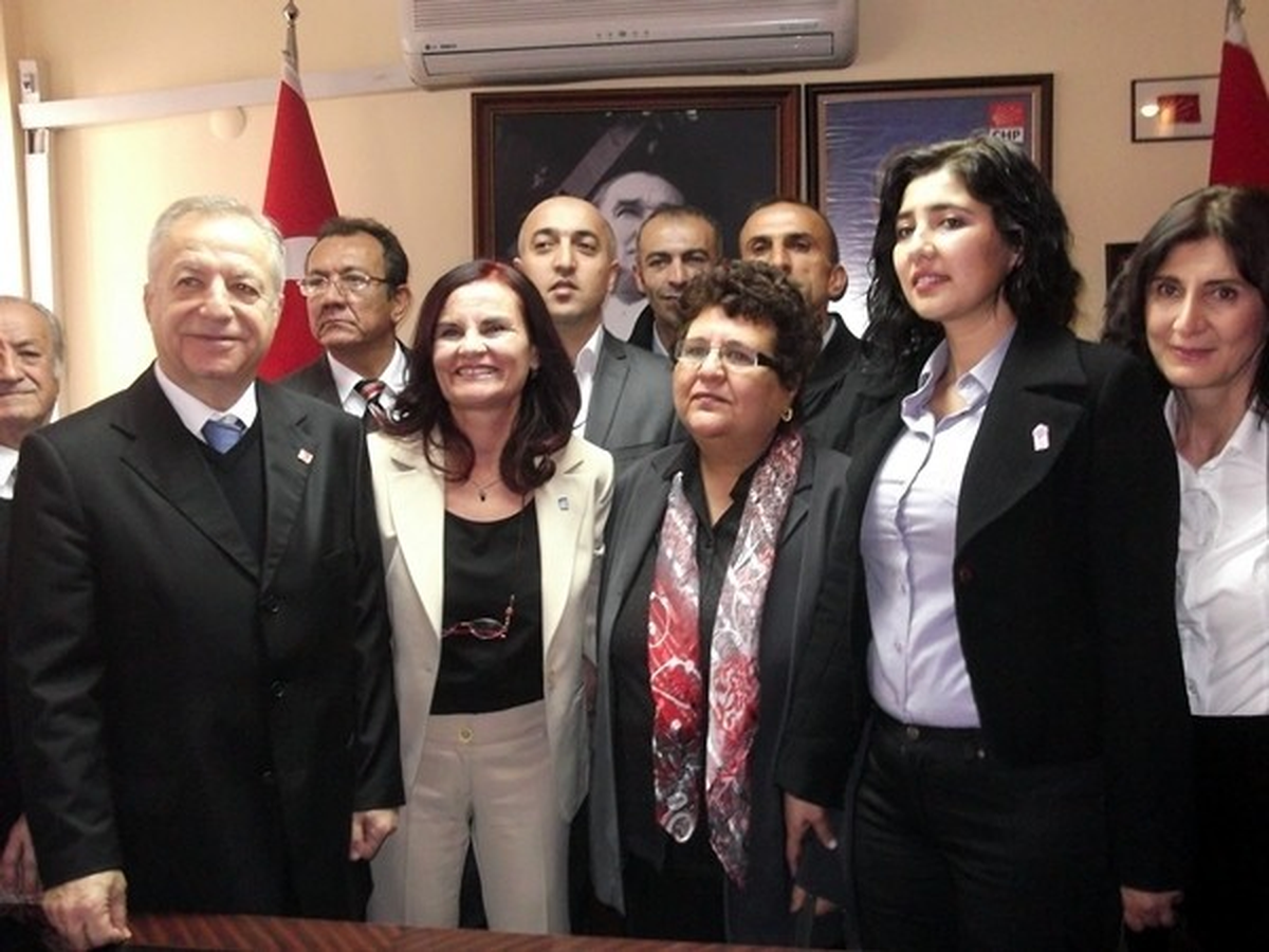 CHP Karşıyaka\'da Dr.eslek de Yarışa Katıldı