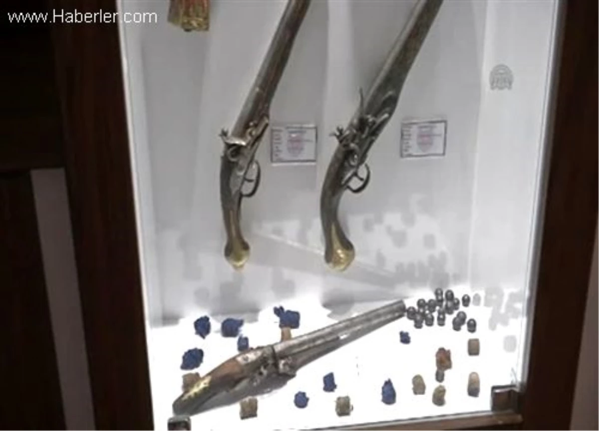 Emniyet\'in tarihi silah koleksiyonu