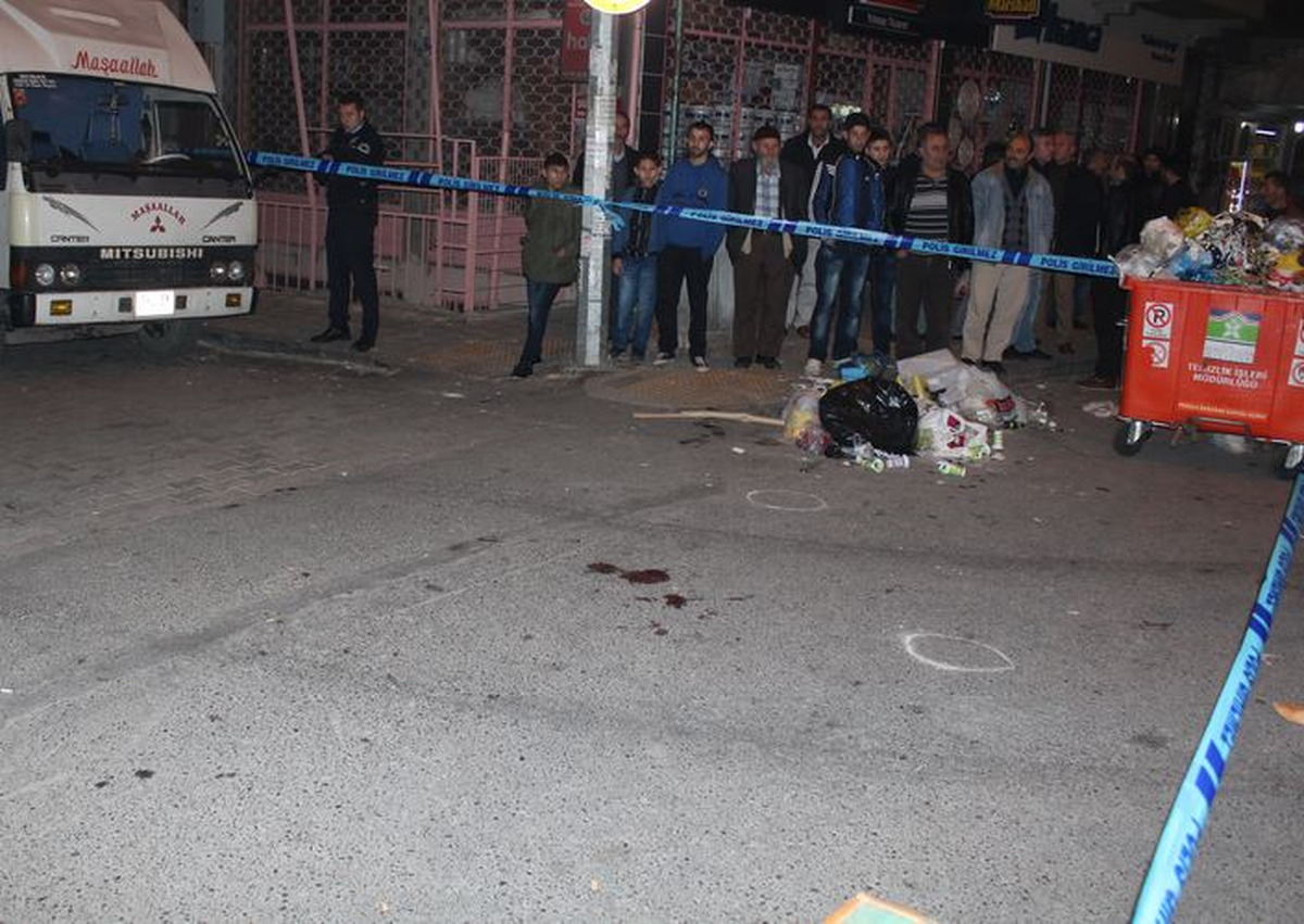 Kavgayı Ayırmak İsterken Kurşunlandılar