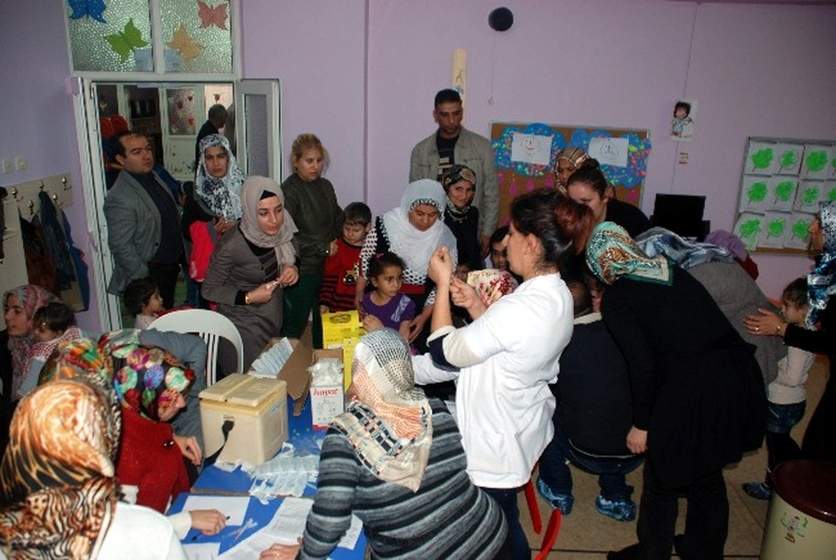 Öğrenciler Aşı Olup, Sağlık Taramasından Geçti