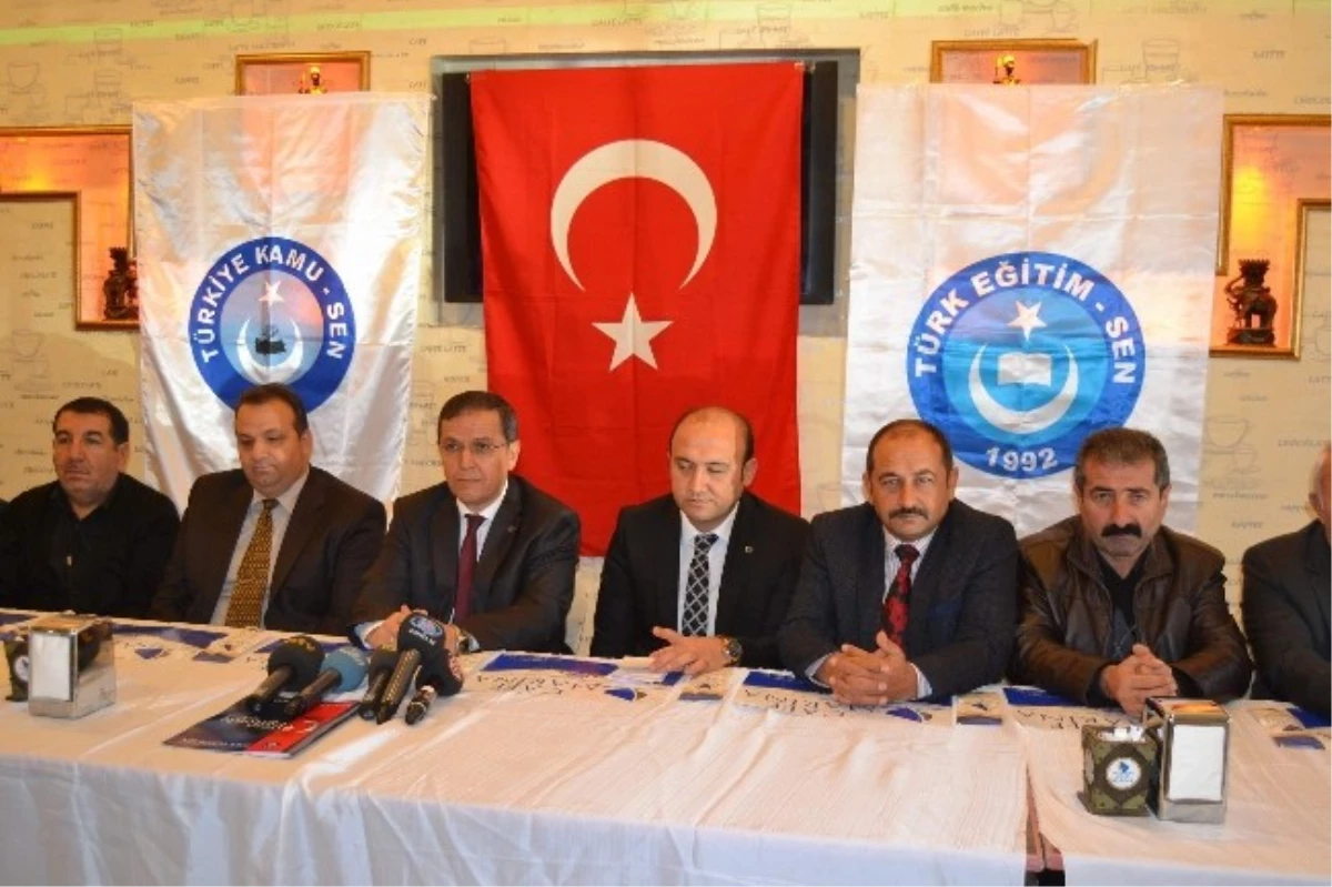 Türk Eğitim Sen Yeni Yönetim Kurulu Üyelerini Tanıttı