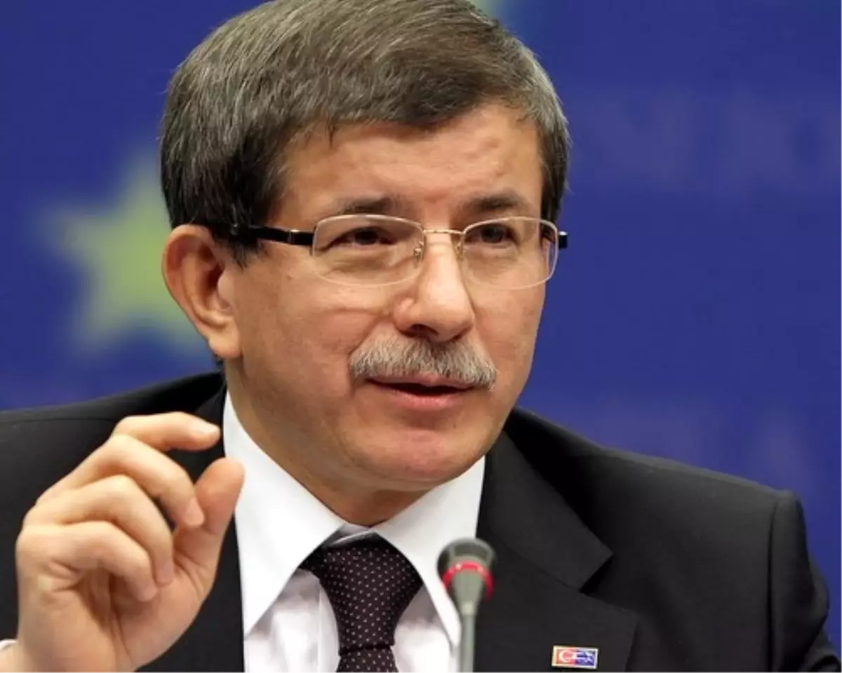 Bakan Davutoğlu Brüksel\'e Gidiyor