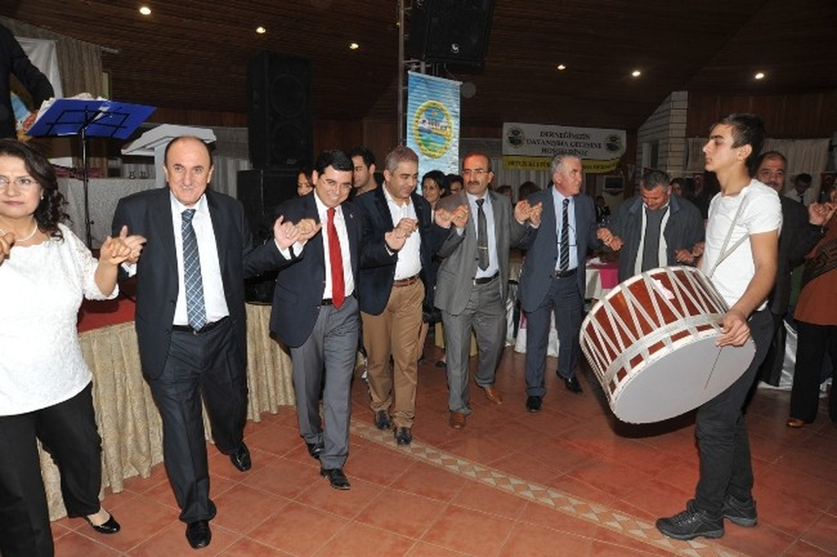 Başkan Tütüncü Bitlislilerle Bir Araya Geldi