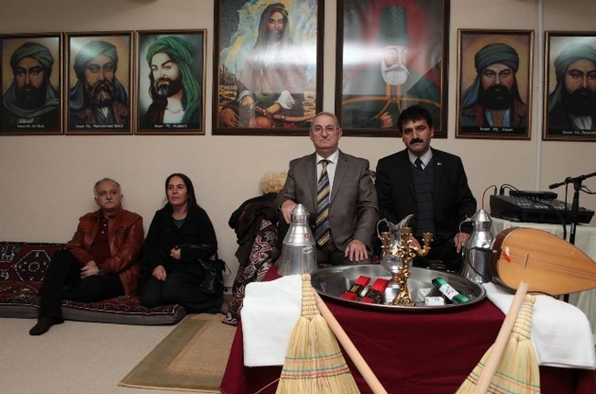 Bayraklı\'da İkinci Cemevi Açıldı