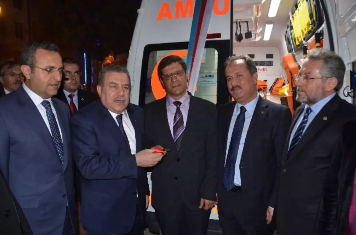 DTO\'dan Sağlık Müdürlüğüne Ambulans