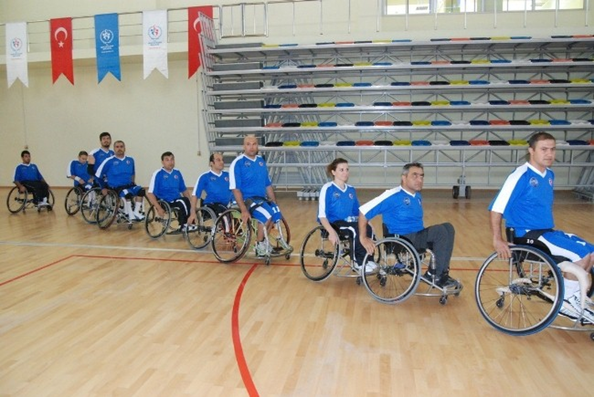 Engelli Basketbolcular Zirve Koşuyor