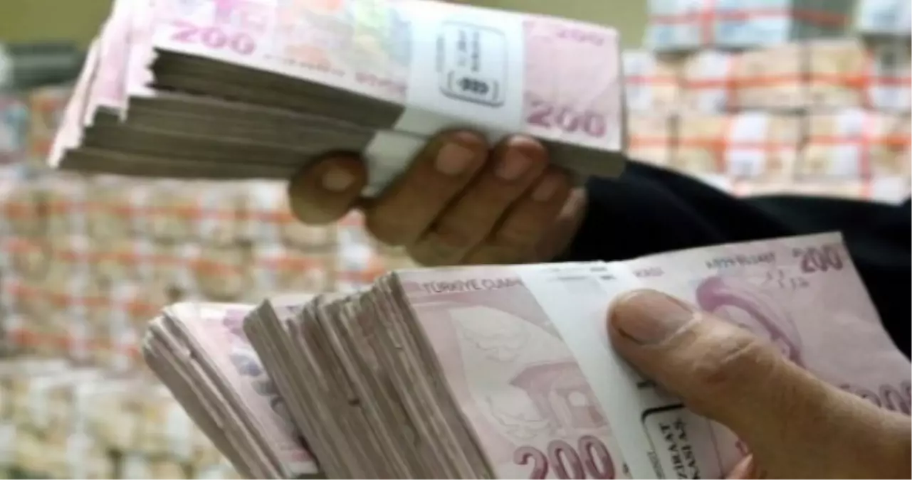 Hazine 4,55 Milyar Lira Borçlandı