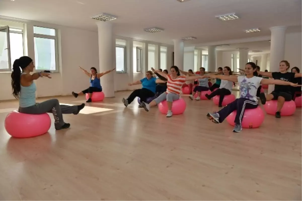 Konsem'de 'Zumba' Kursu Başladı