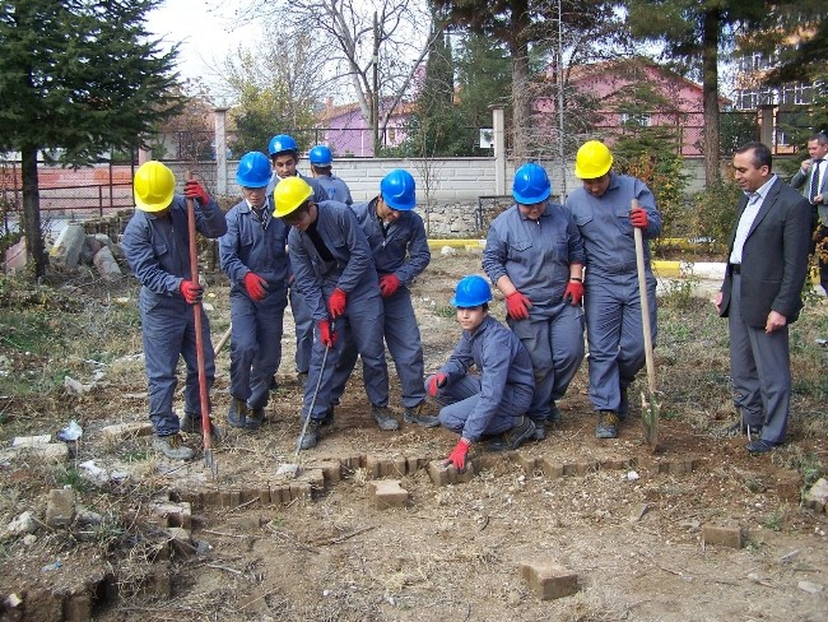 Meslek Lisesi, İnşaat Teknikeri Çıkaracak
