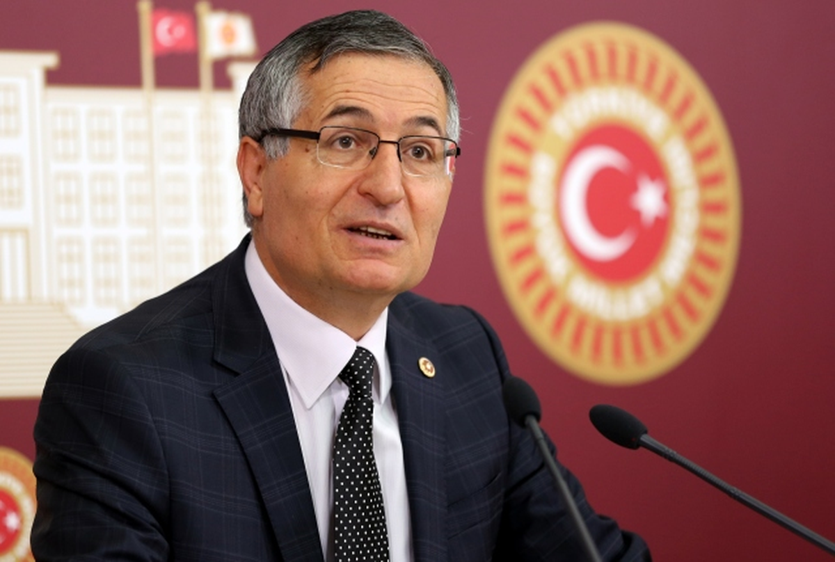Mhp\'li Yeniçeri: Devleti Gönderden İndirdiler