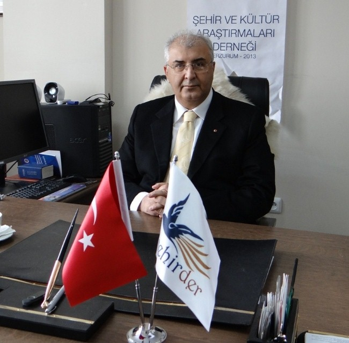 Şehirder, Ermeni Meselesini Masaya Yatırıyor