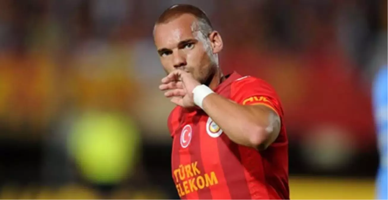 Galatasaraylı Sneijder Rötarlı Dönecek