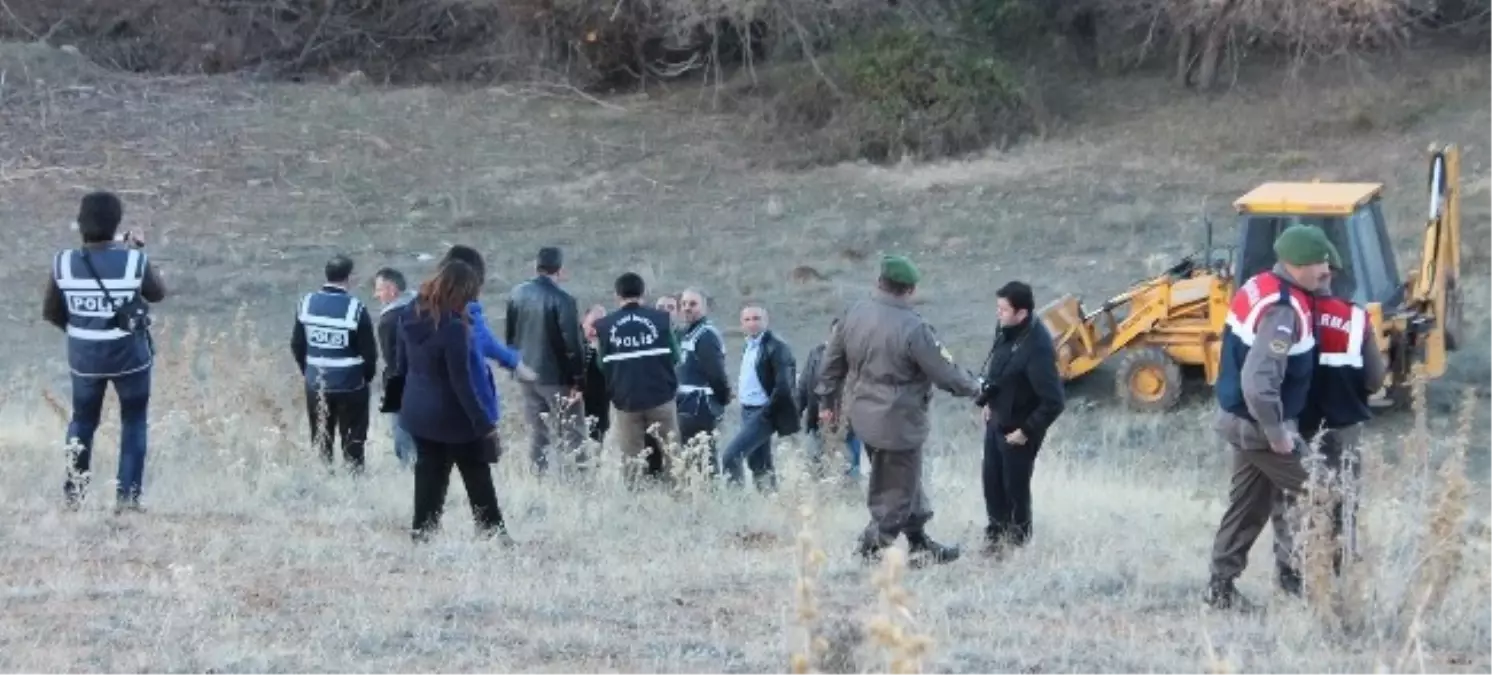 Sevgilisini Öldürüp 230 Kilometre Uzağa Gömmüş