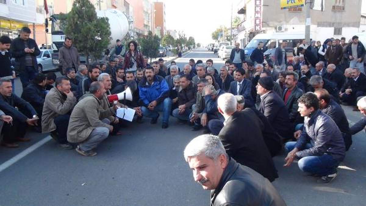 Adıyaman\'da BDP\'liler Kapı İşaretlemeyi Protesto Etti