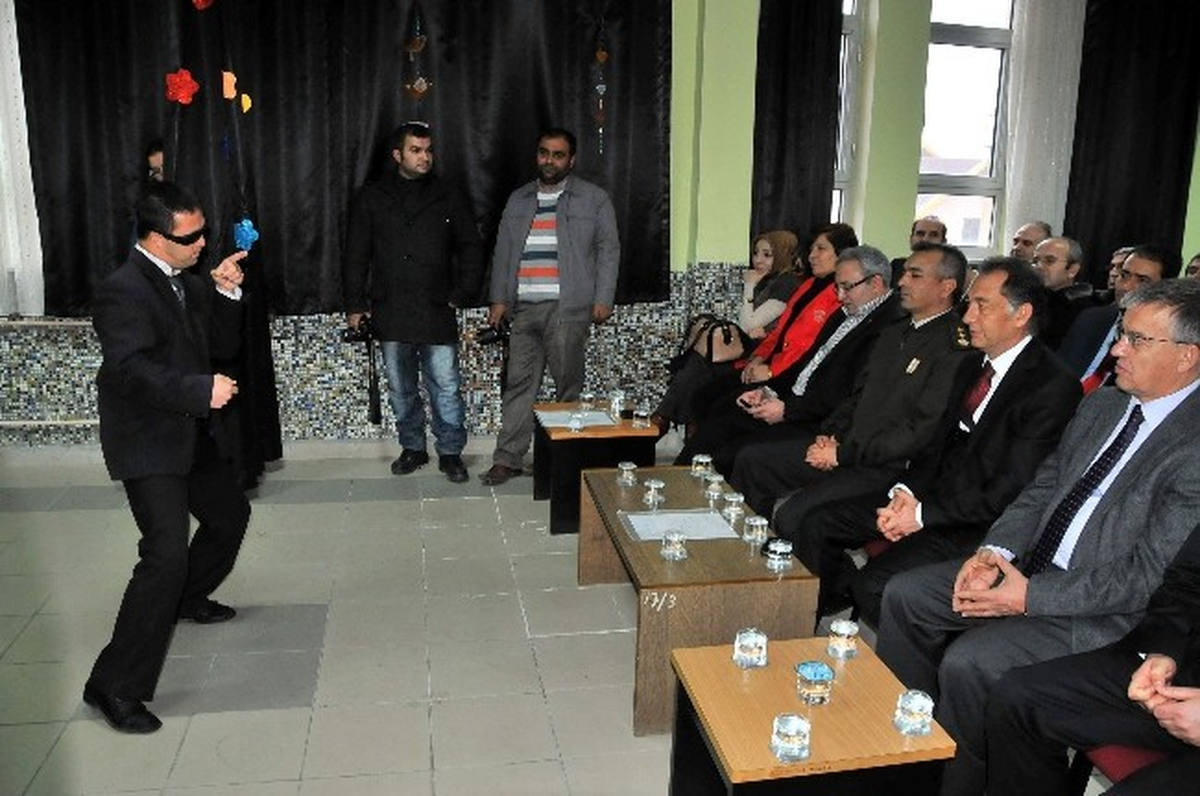 Akşehir\'de 3 Aralık Engelliler Günü Kutlaması