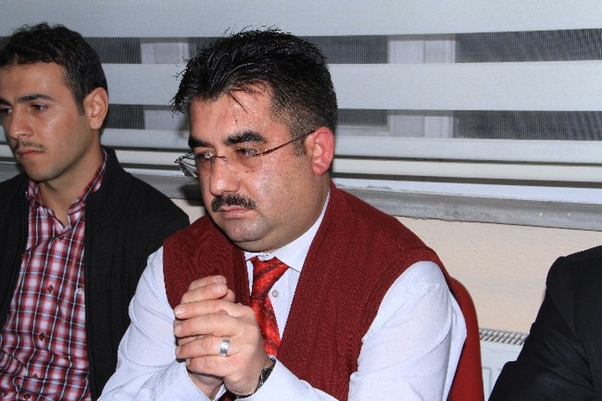 Ardahan Eğitimciler Derneği Başkanı Ufuk Bay: 'Dershaneler, Yetersiz Eğitime Alternatif Destektir'