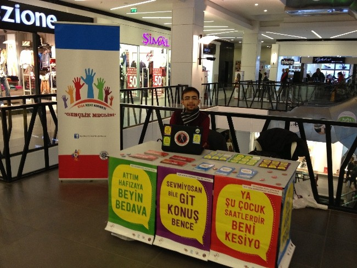 Biga\'da Aids Standı Açıldı