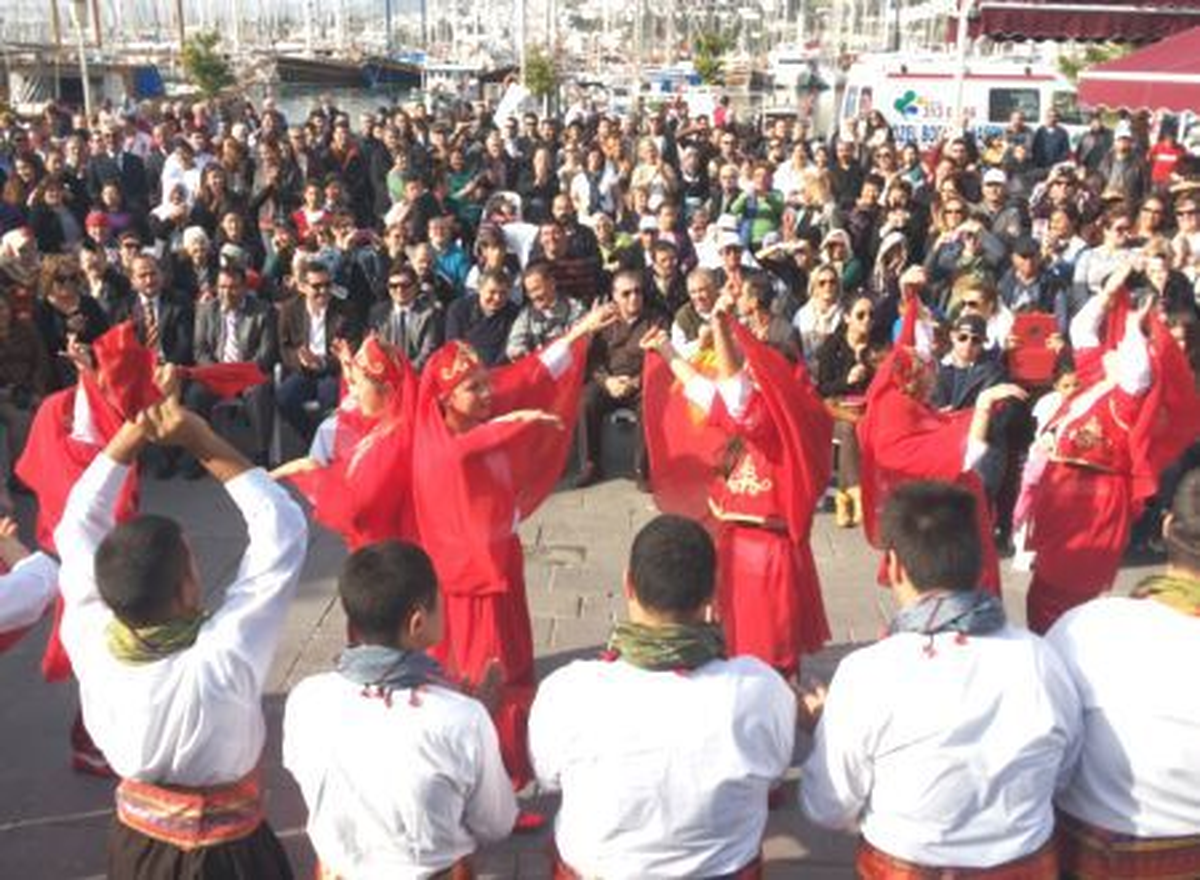 Bodrum\'da engelliler gösteri sundu