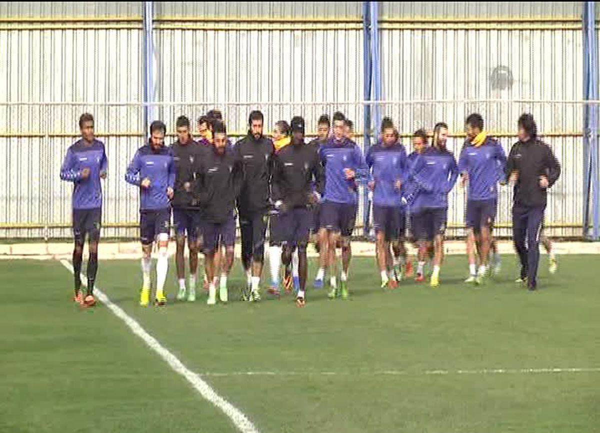 Bucaspor antremanında sevimli köpek
