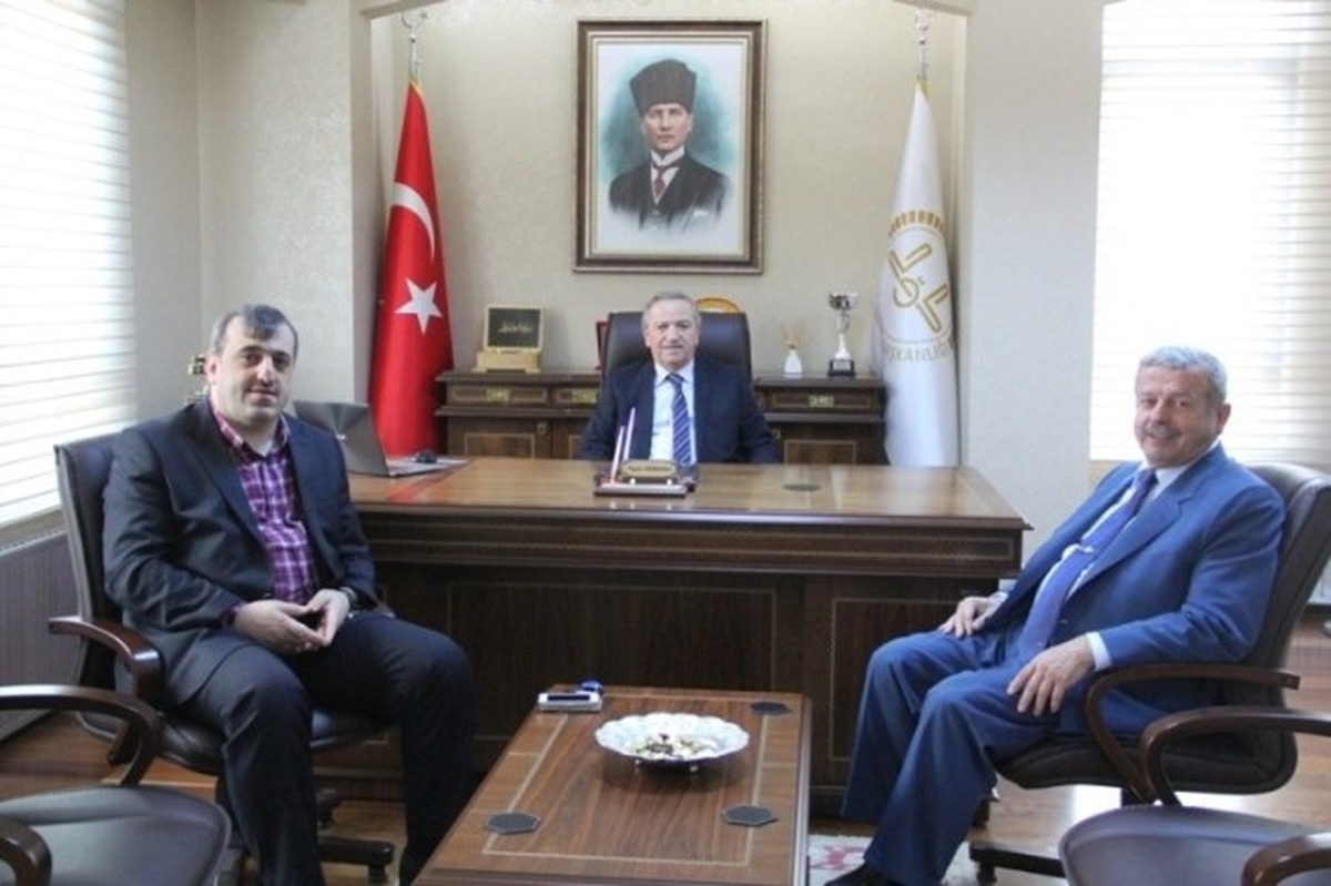 Ditib Genel Sekreteri Okuyan Sakarya Müftüsü Serenli\'yi Ziyaret Etti