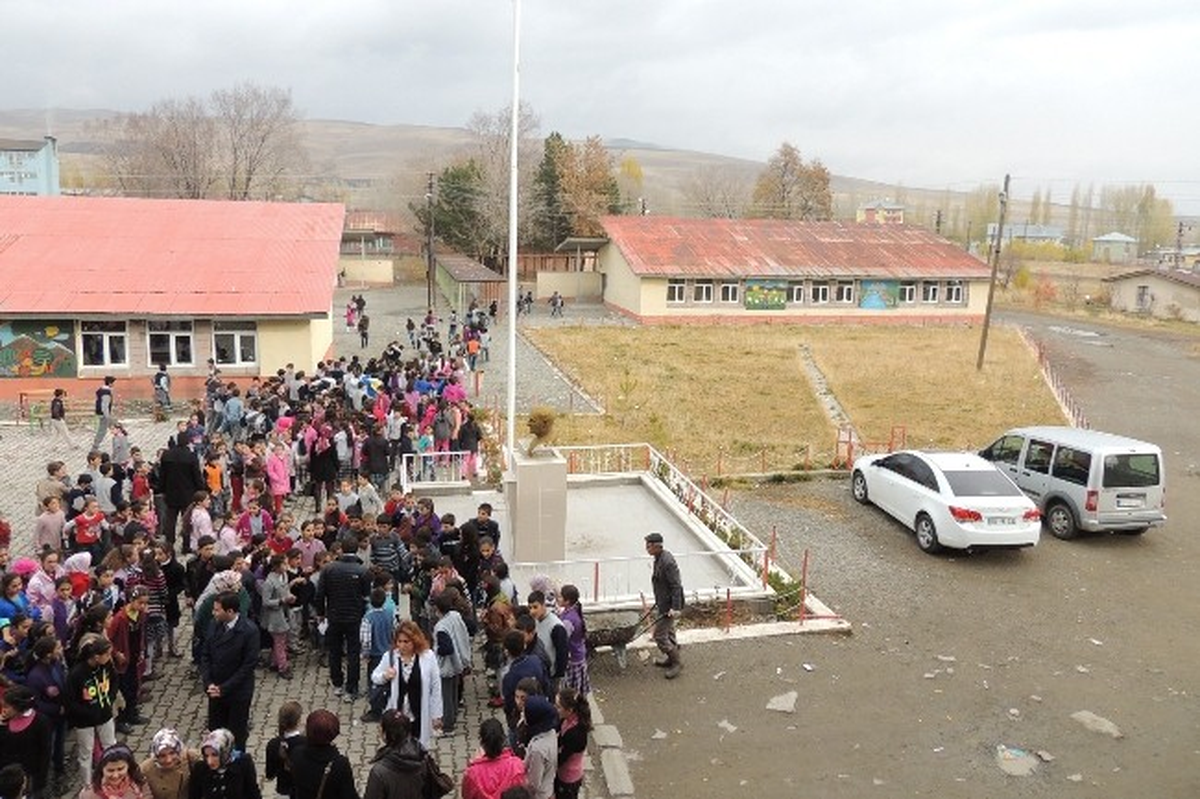 Eleşkirt\'te Okul Onarımı