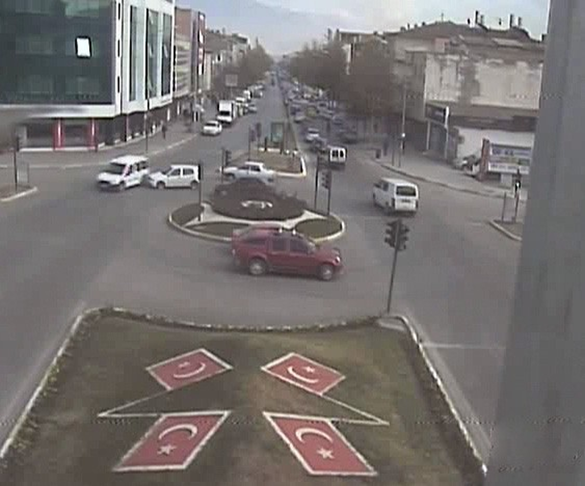 Erzincan\'da Trafik Kazaları MOBESE\'de