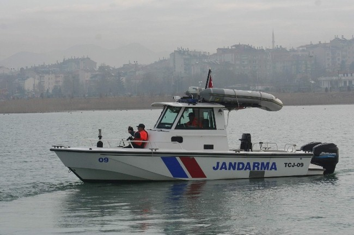 Beyşehir Gölünde Jandarma Yasa Dışı Avlanmaya Göz Açtırmıyor
