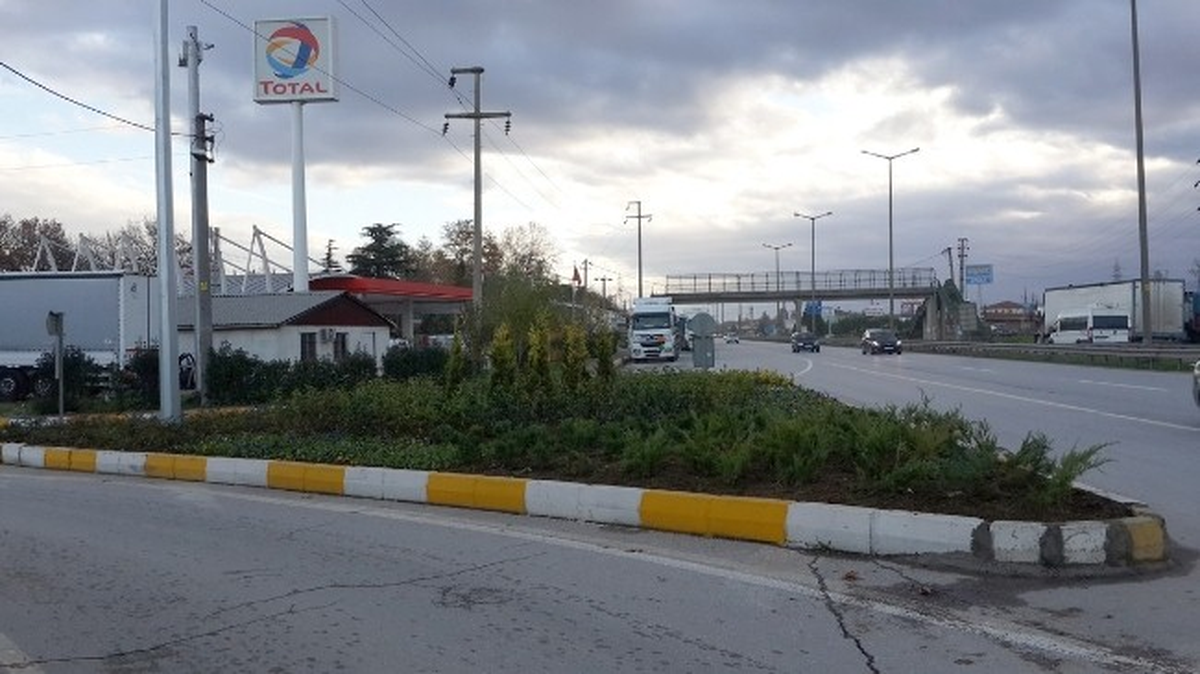 Kartepe\'de Refüjler Bitkilendiriliyor
